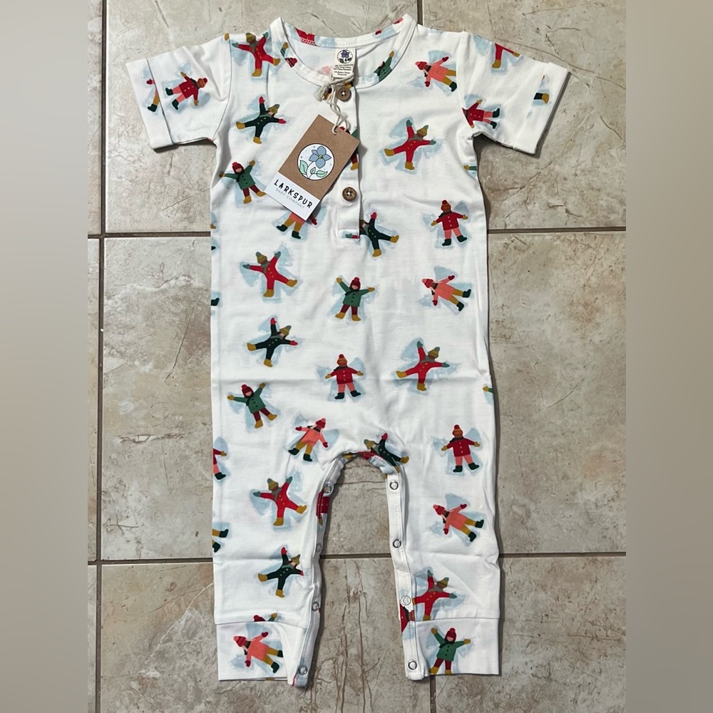 NWT Larkspur Baby Company Short Sleeve Henley Romper in Snow Angel. Size 18-24